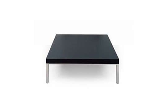 Artifort - T905 Table by Artifort Design Group
