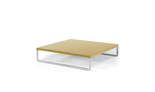Artifort - Mare Table Massive Oak by René Holten