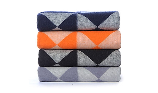 Verpan - VP Mirror Throw by Verner Panton