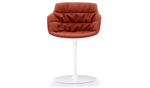 MDF Italia – Flow Slim Central Leg Padded by Jean-Marie Massaud