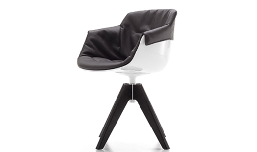 MDF Italia – Flow Slim VN 4-legged Steel Base XL Padded by J. M. Massaud