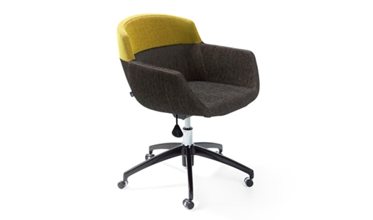 Artifort - Mood Chair 5-legged by René Holten