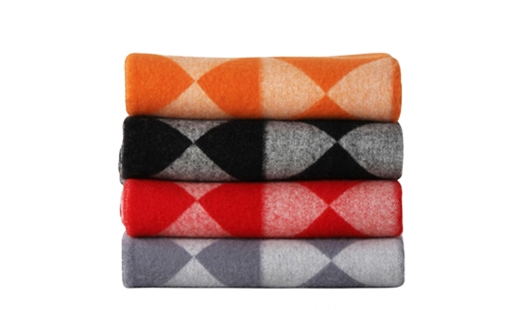 Verpan - VP Mirror Throw by Verner Panton