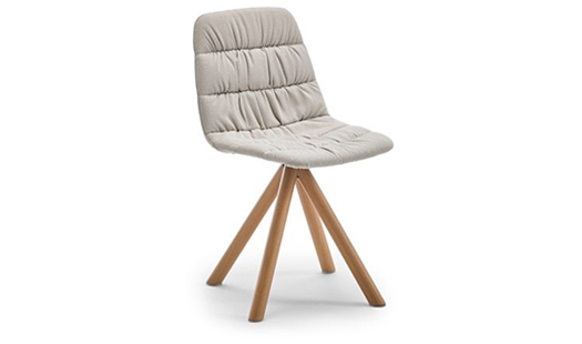 Viccarbe - Maarten Swivel Wood Base by Victor Carrasco
